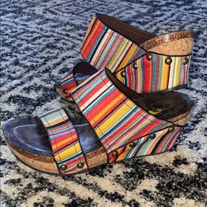 Women’s Size 6 Colorful Striped Wedge Sandals